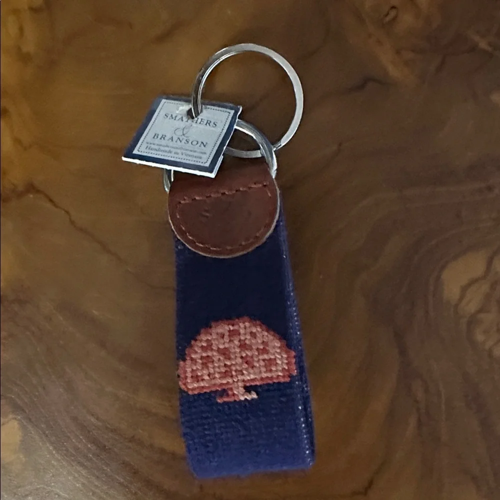 NWT Smathers & Branson Needlepoint and Leather Key Fob Chain